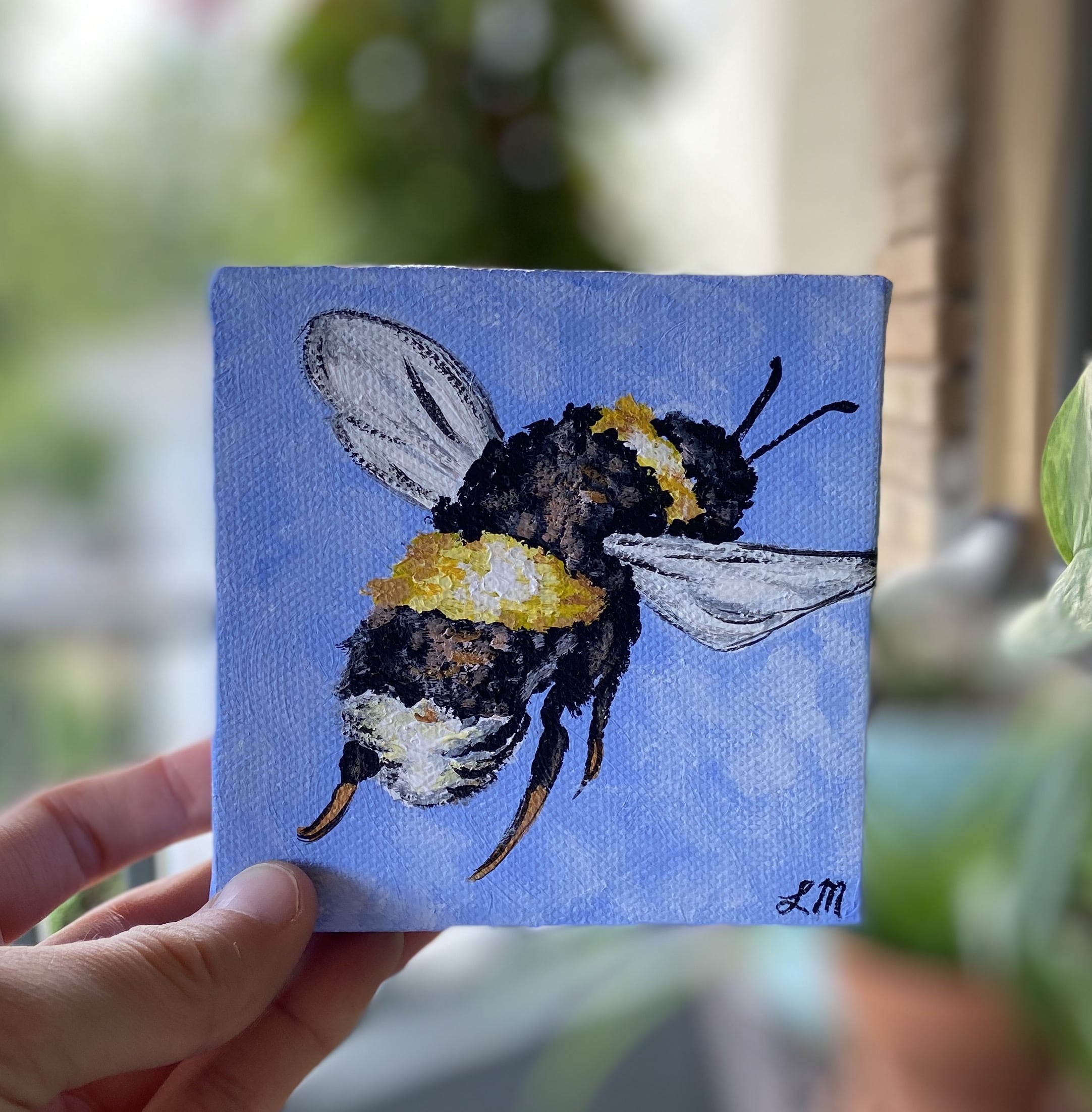 Mini bumblebee painting